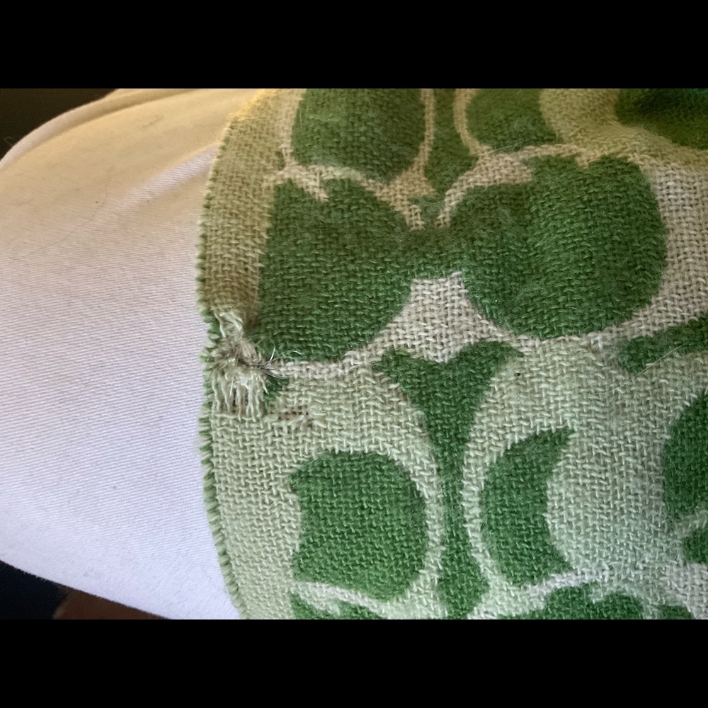 “COACH” Reversible Green and White Logo Fringed Scarf. - Picture 9 of 15